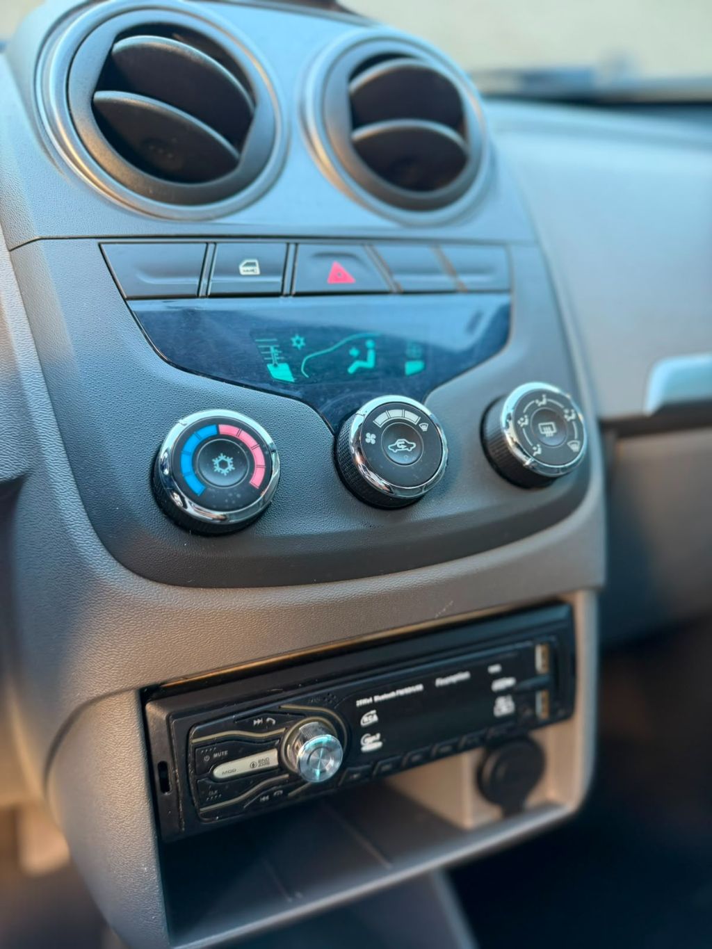 AGILE LTZ 1.4 MPFI 8V FlexPower 5p — foto 8