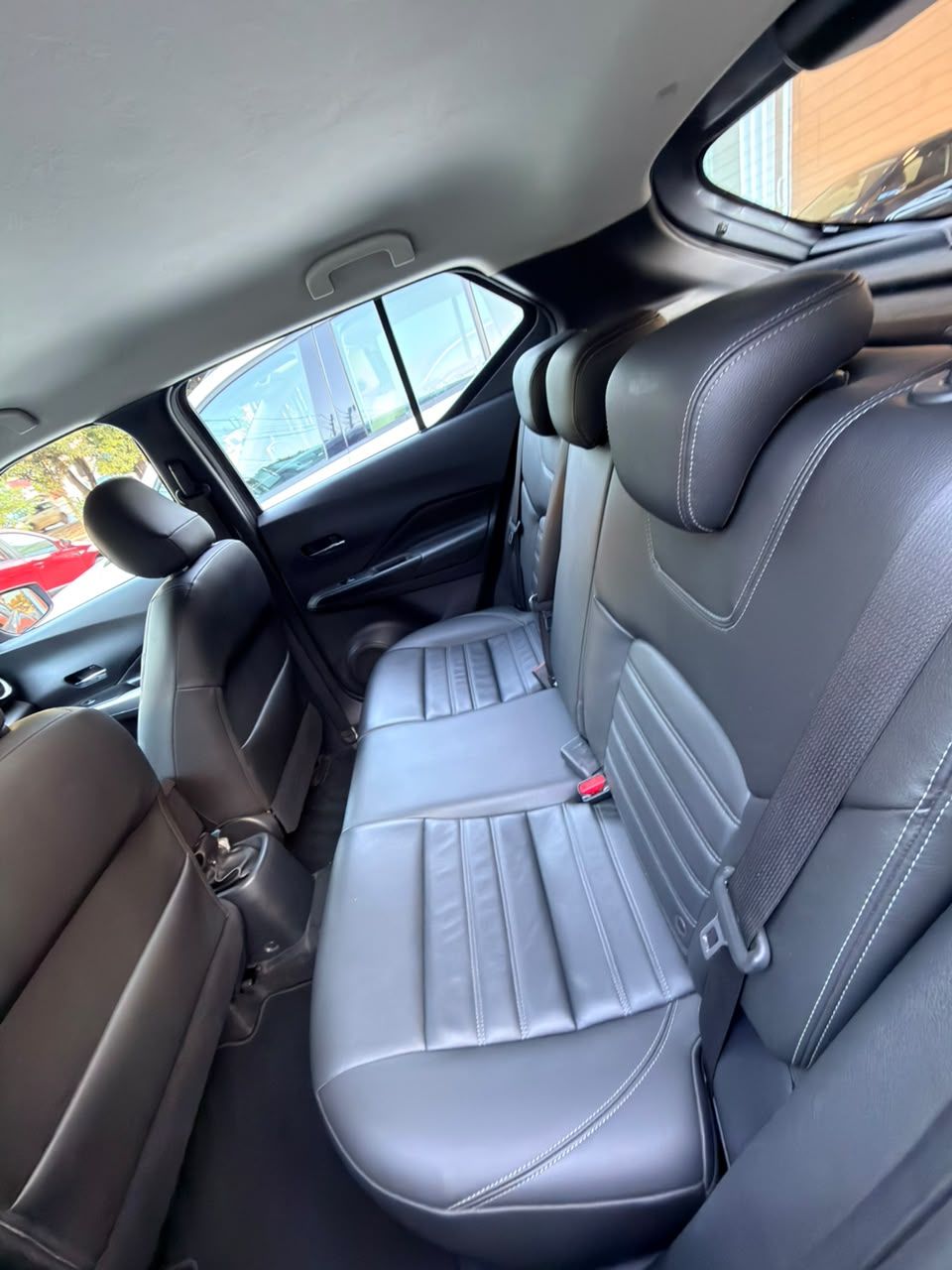 NISSAN KICKS SL — foto 10