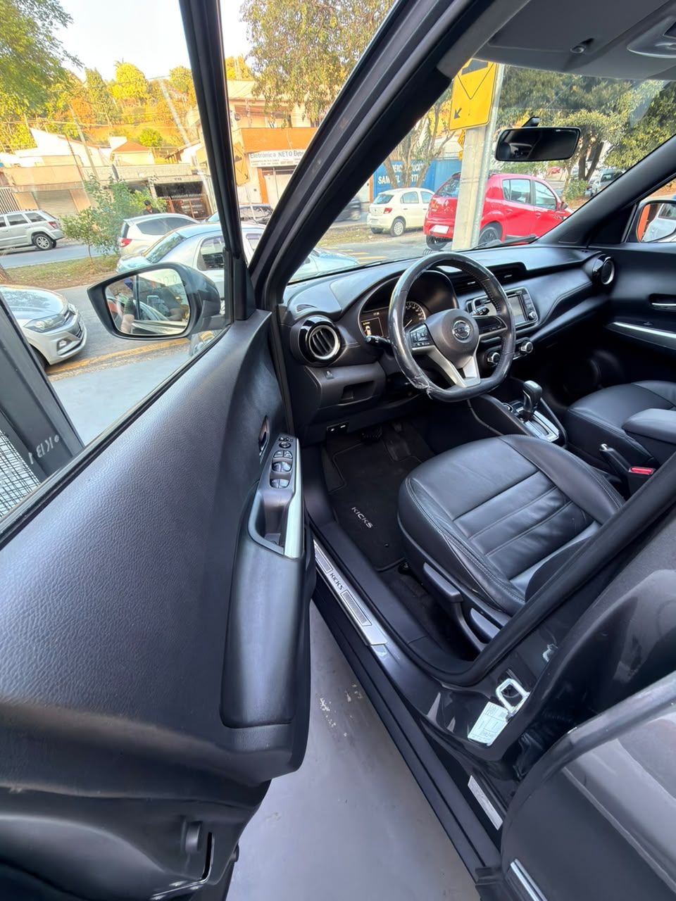 NISSAN KICKS SL — foto 13