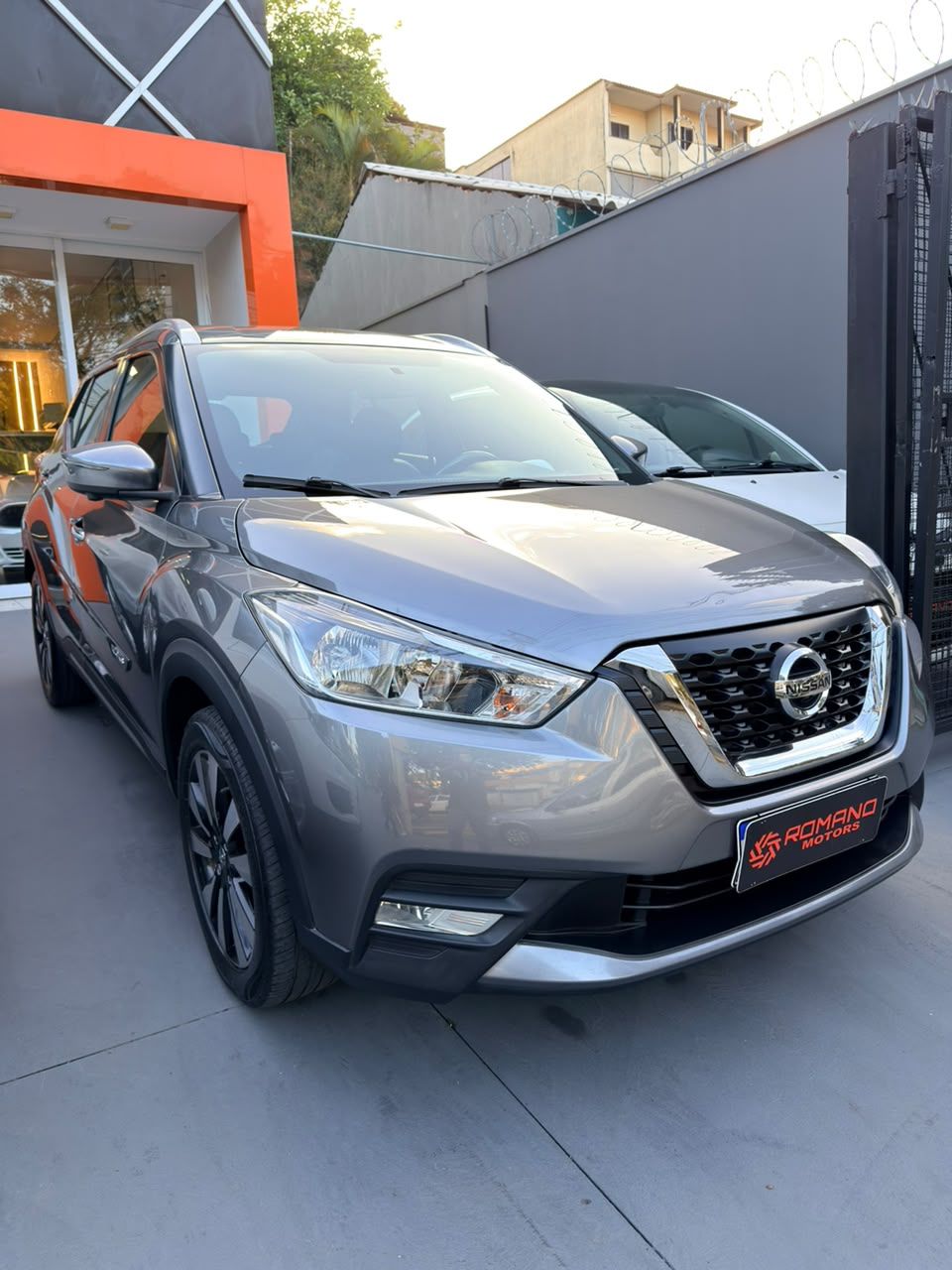 NISSAN KICKS SL — foto 2