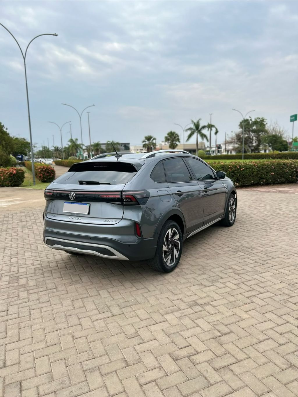 Nivus Highline 1.0 200 TSI Flex Aut. — foto 13