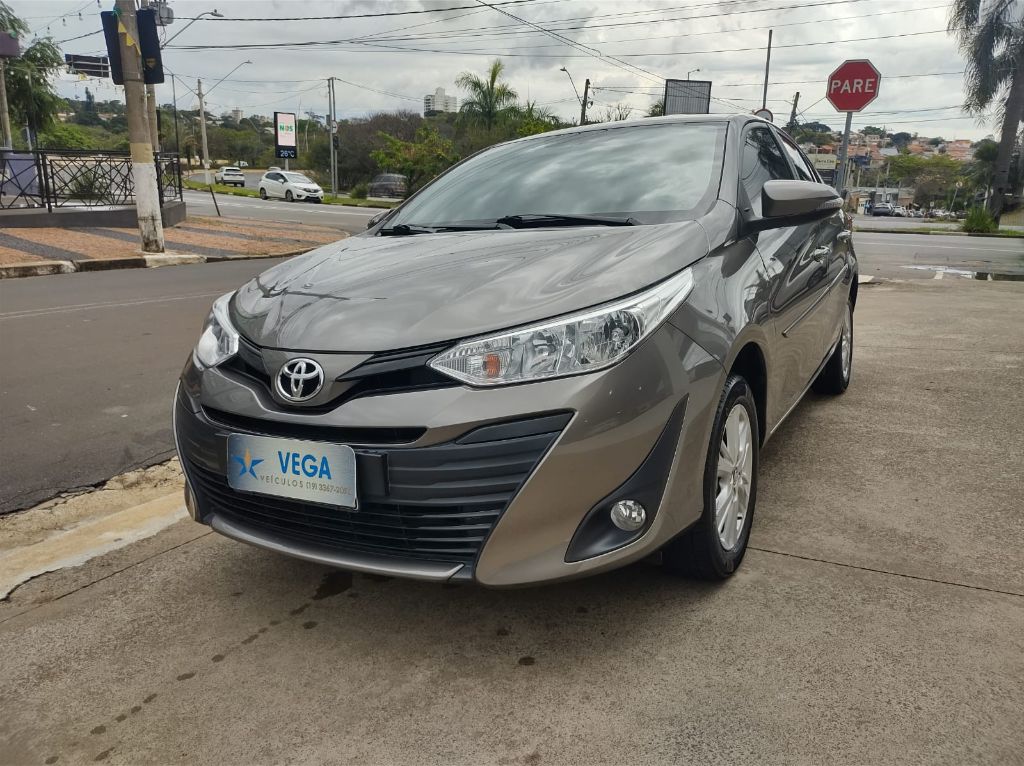 YARIS XL Sedan 1.5 Flex 16V 4p Aut. — foto 1