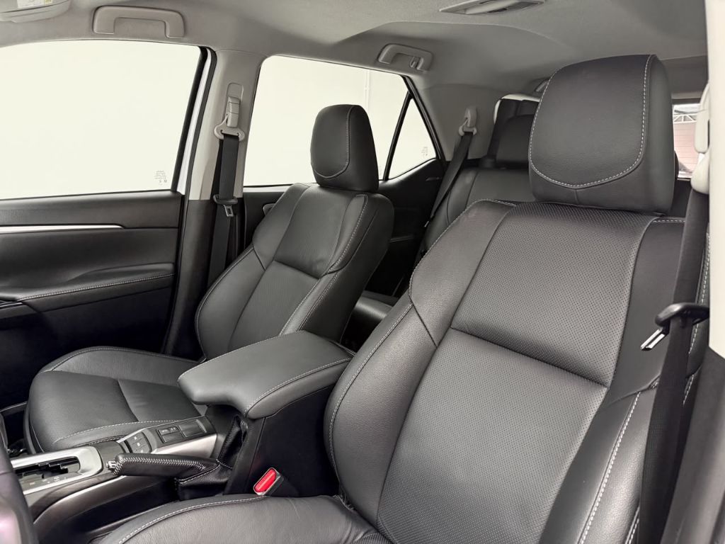 Hilux SW4 SRX Plat. 4x4 2.8 TB Die. Aut. — foto 8