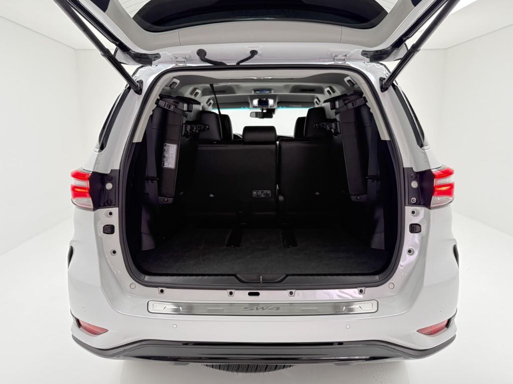Hilux SW4 SRX Plat. 4x4 2.8 TB Die. Aut. — foto 20