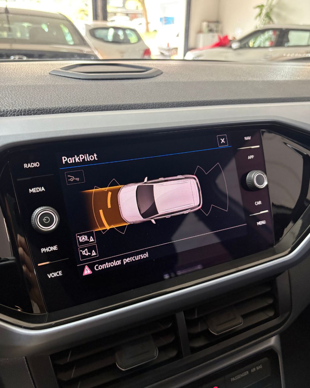 T-Cross Comfor. 200 TSI 1.0 Flex 5p Aut. — foto 9