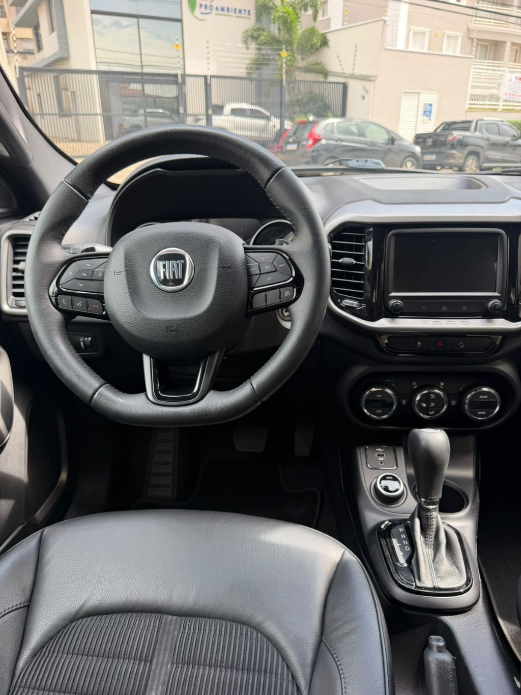 Toro Freedom 2.0 16V 4x4 TB Diesel Aut. — foto 8