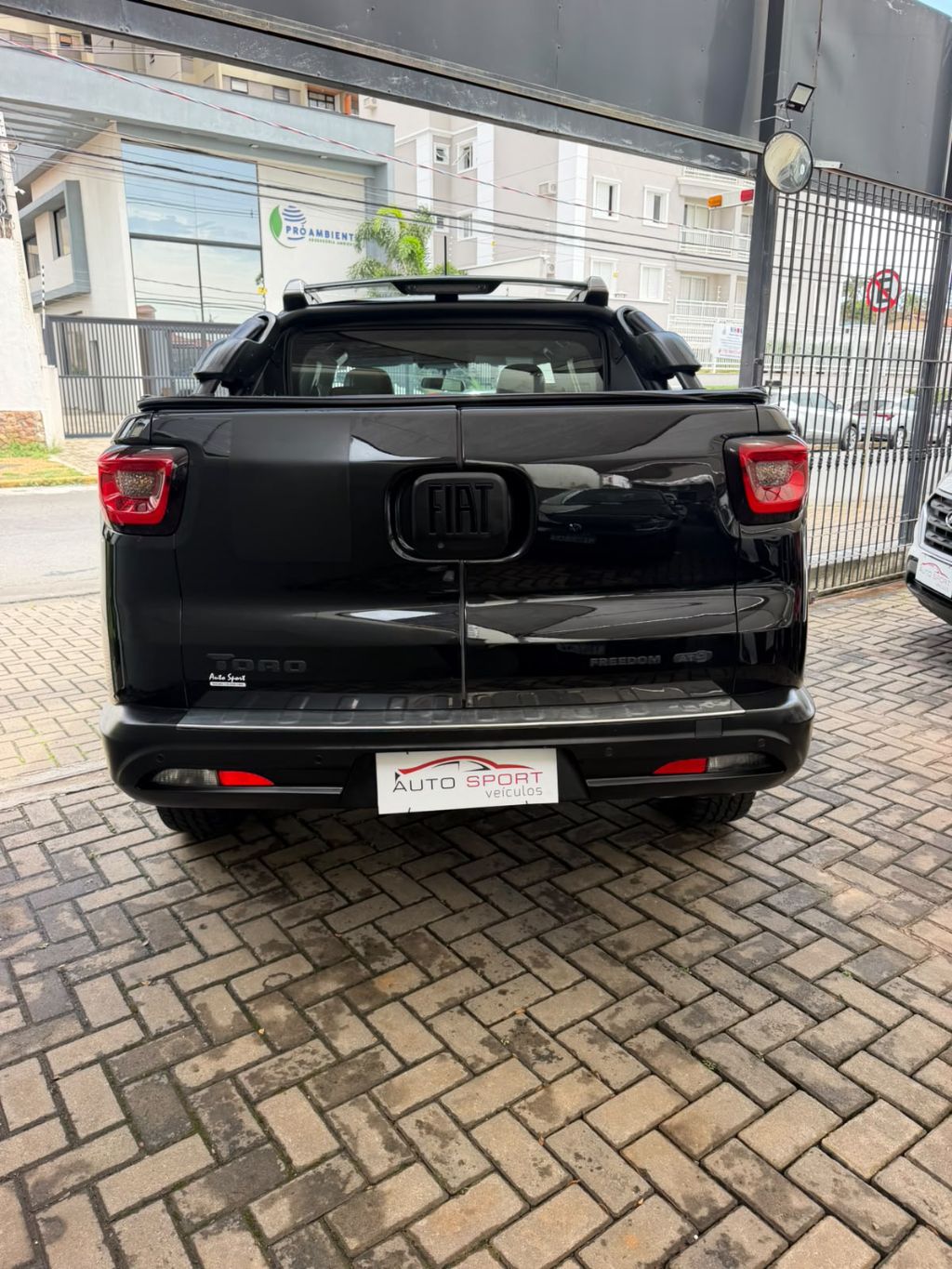 Toro Freedom 2.0 16V 4x4 TB Diesel Aut. — foto 11
