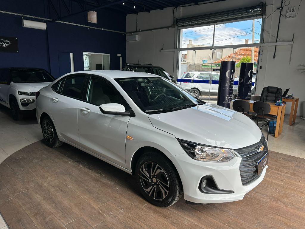 ONIX SEDAN Plus LT 1.0 12V Flex 4p Mec. — foto 3