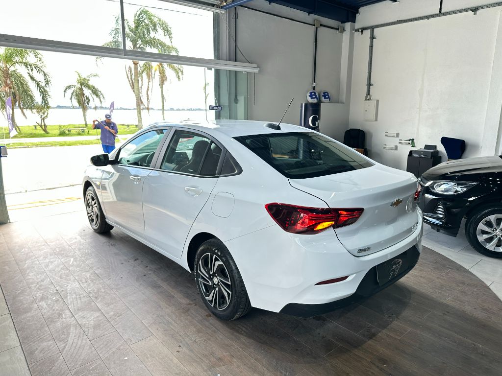 ONIX SEDAN Plus LT 1.0 12V Flex 4p Mec. — foto 4