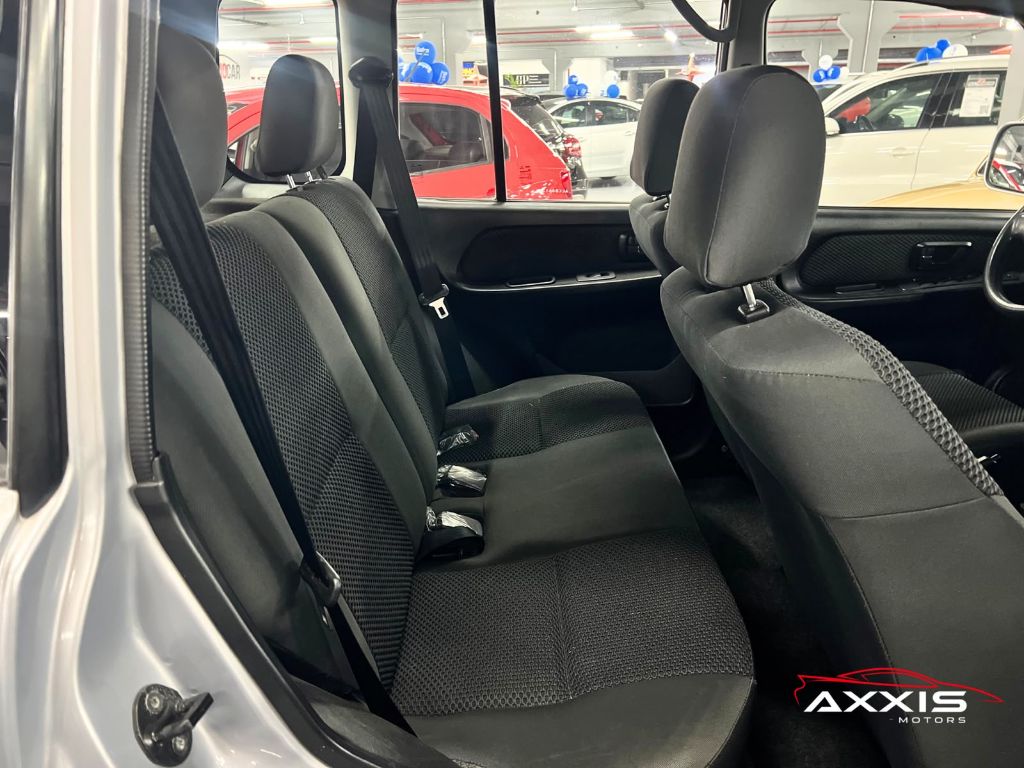 Pajero TR4 2.0 Flex 16V 4X2 Aut. — foto 7