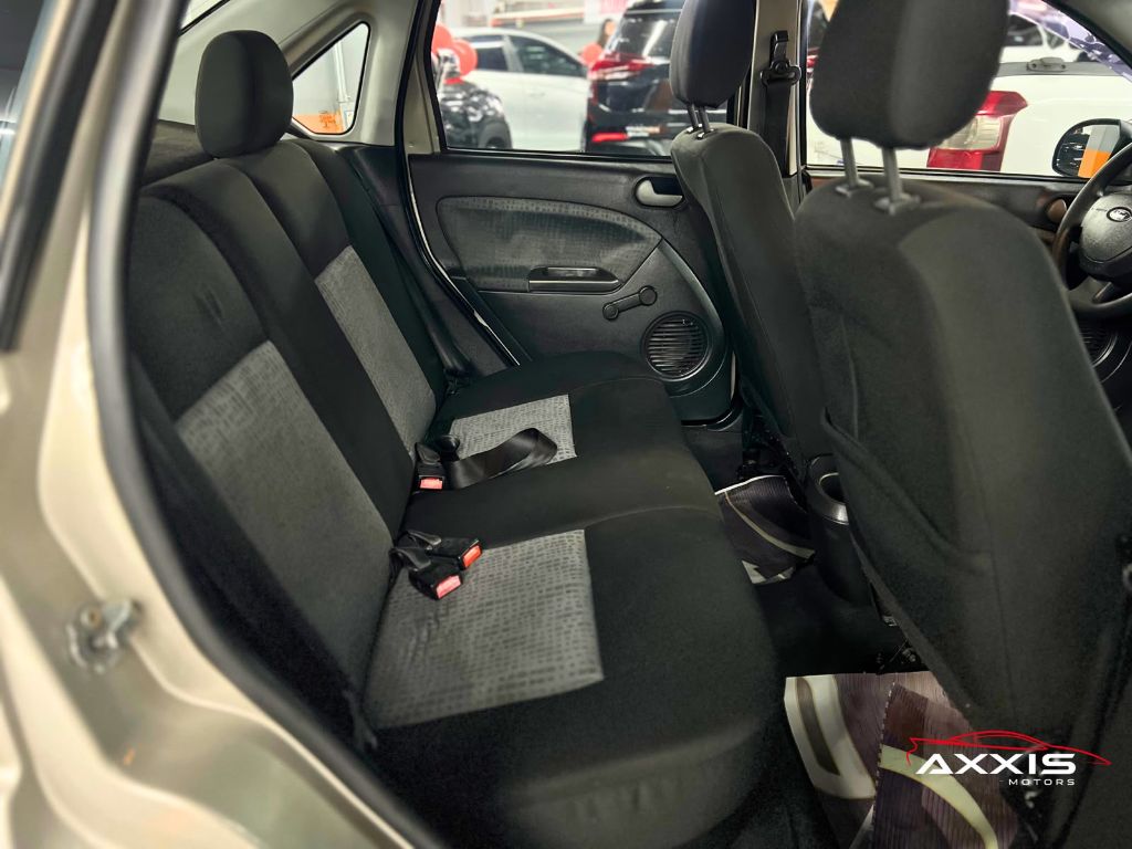 Fiesta Sedan SE 1.6 8V Flex 4p — foto 8