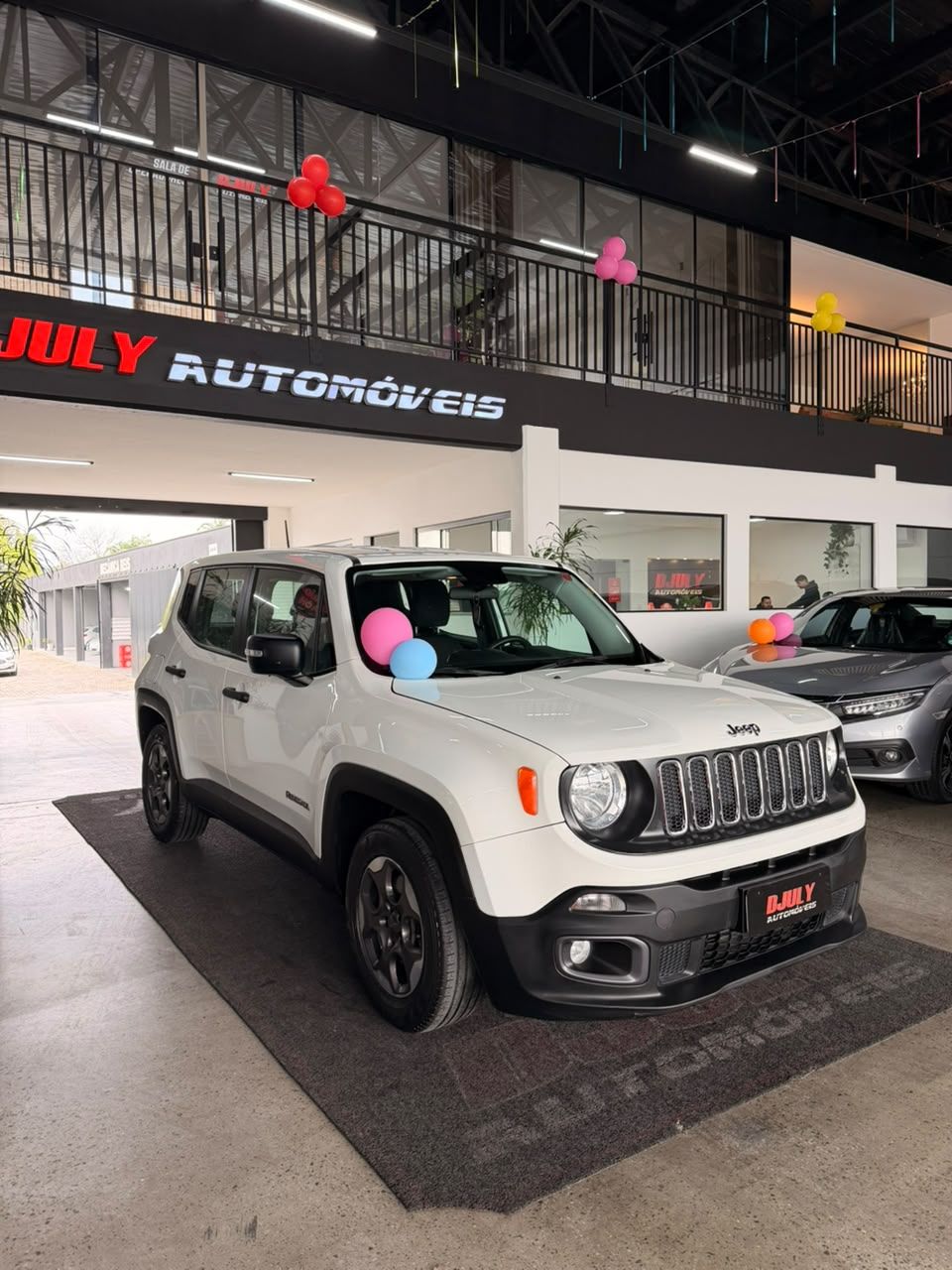 Renegade Sport 1.8 4x2 Flex 16V Mec. — foto 3