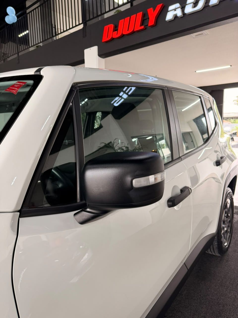 Renegade Sport 1.8 4x2 Flex 16V Mec. — foto 6