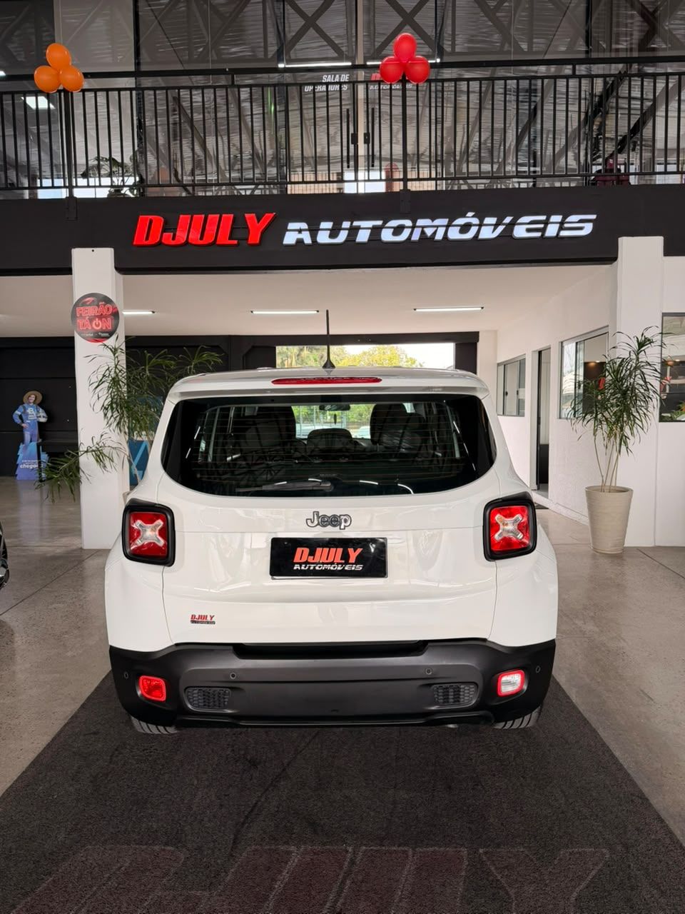 Renegade Sport 1.8 4x2 Flex 16V Mec. — foto 8
