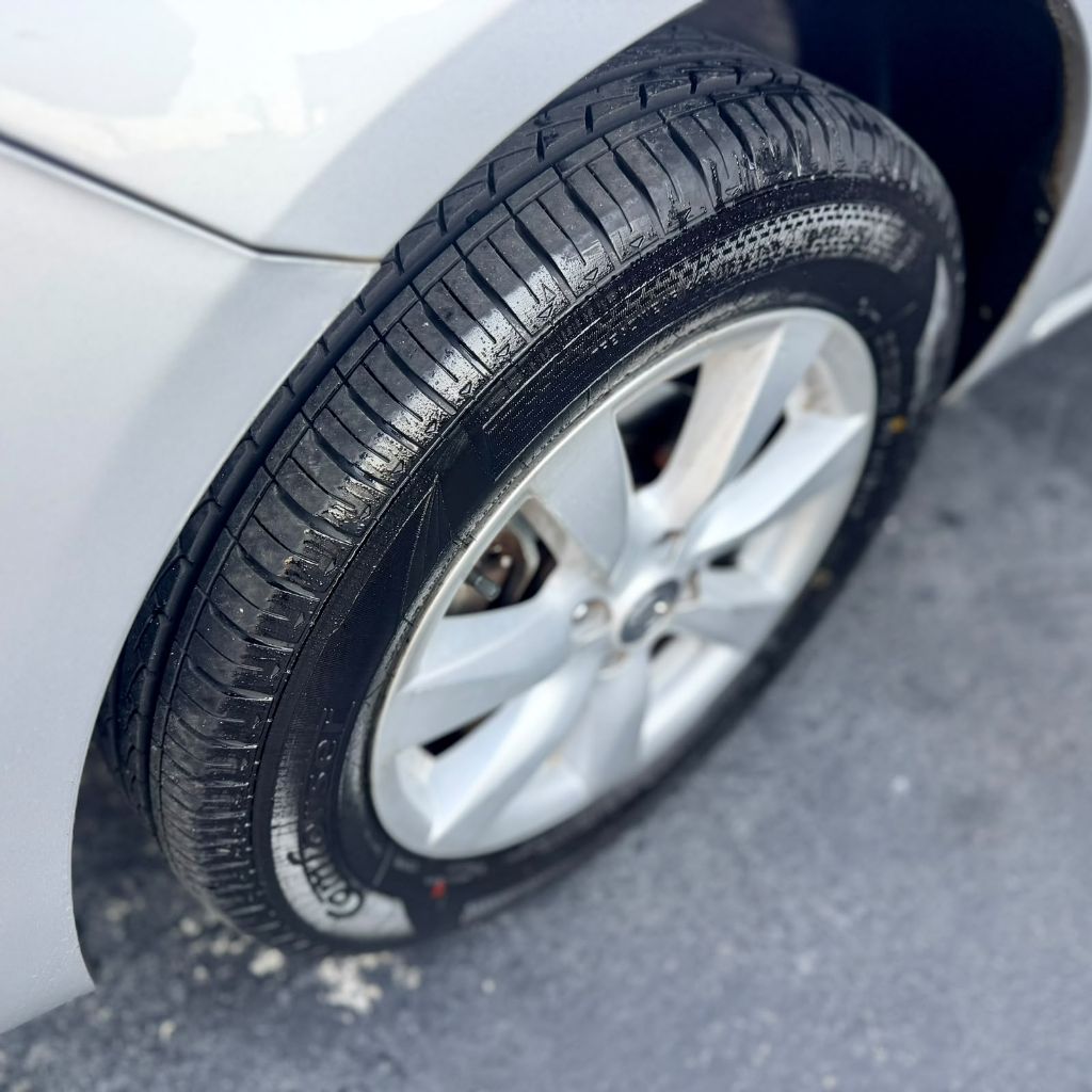 VERSA SL 1.6 16V Flex Fuel 4p Mec. — foto 8