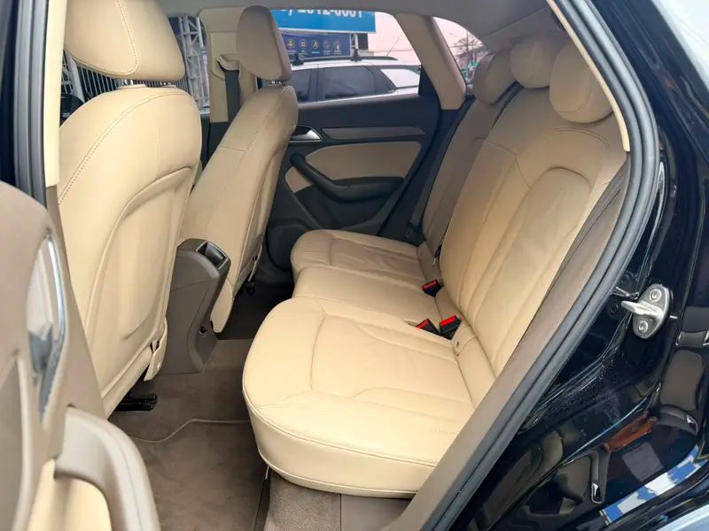 Q3 2.0 TFSI Quat. 211/220cv S-tronic 5p — foto 9