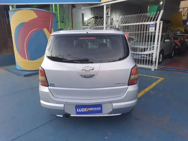 SPIN LTZ 1.8 8V Econo.Flex 5p Aut. — foto 5