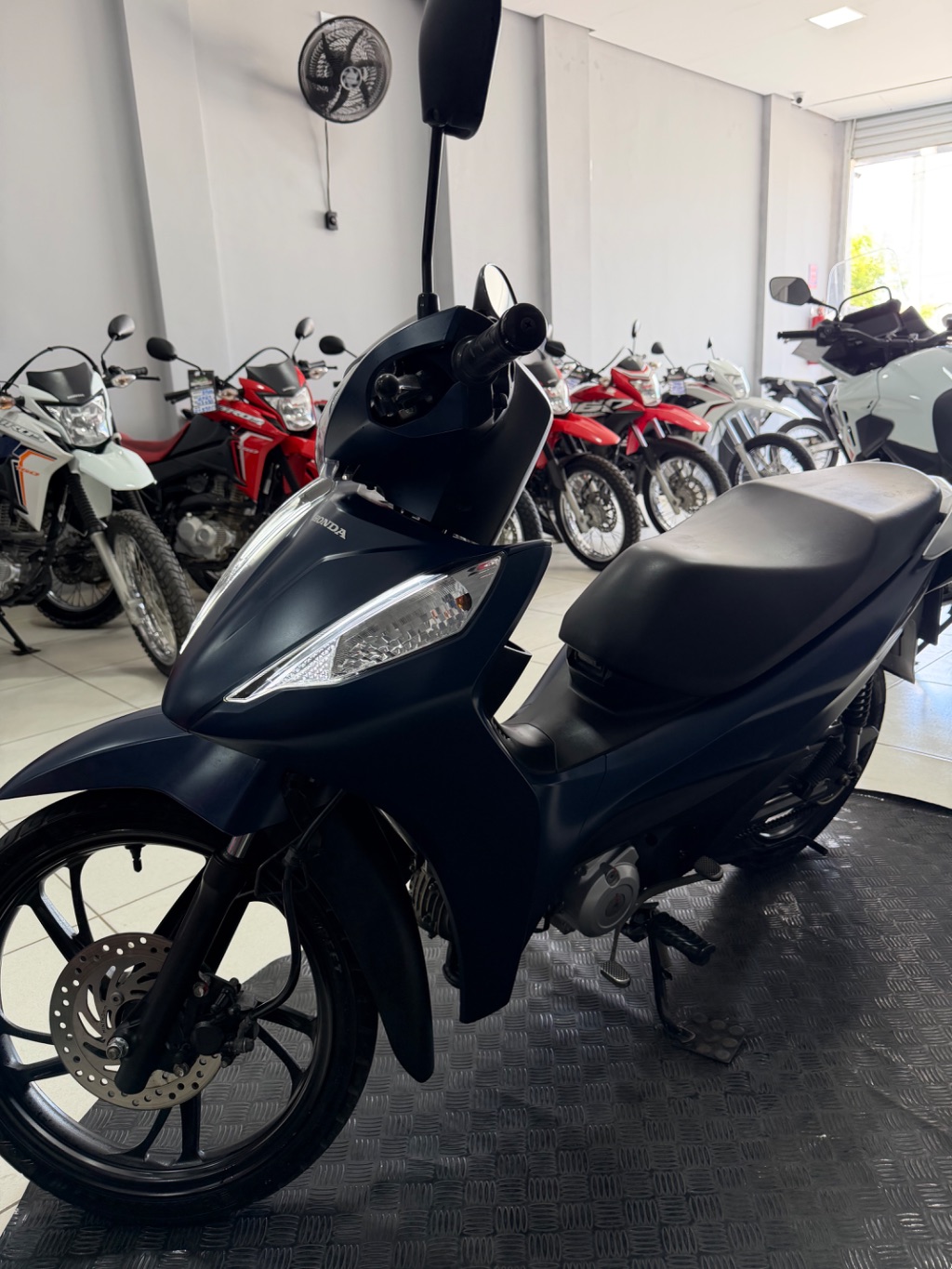 BIZ 125 EX/ 125 EX FLEX — foto 4