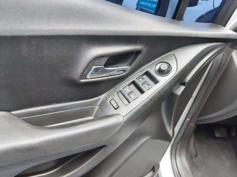TRACKER LTZ 1.8 16V Flex 4x2 Aut. — foto 11