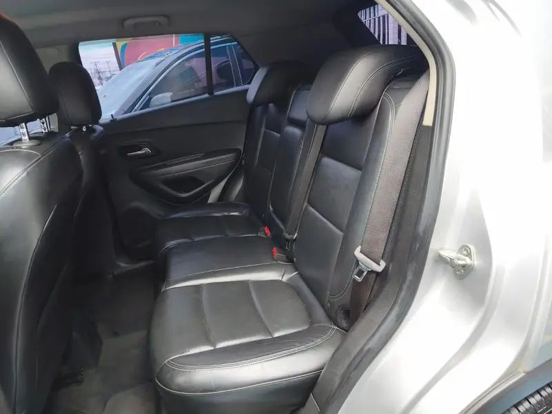 TRACKER LTZ 1.8 16V Flex 4x2 Aut. — foto 10