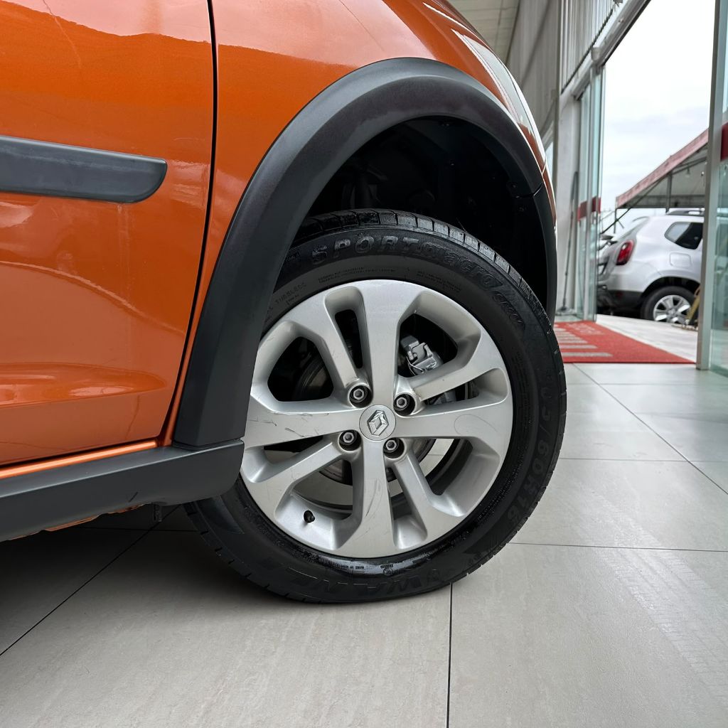 SANDERO STEP. Easy R H-Power 1.6 8V - foto 19