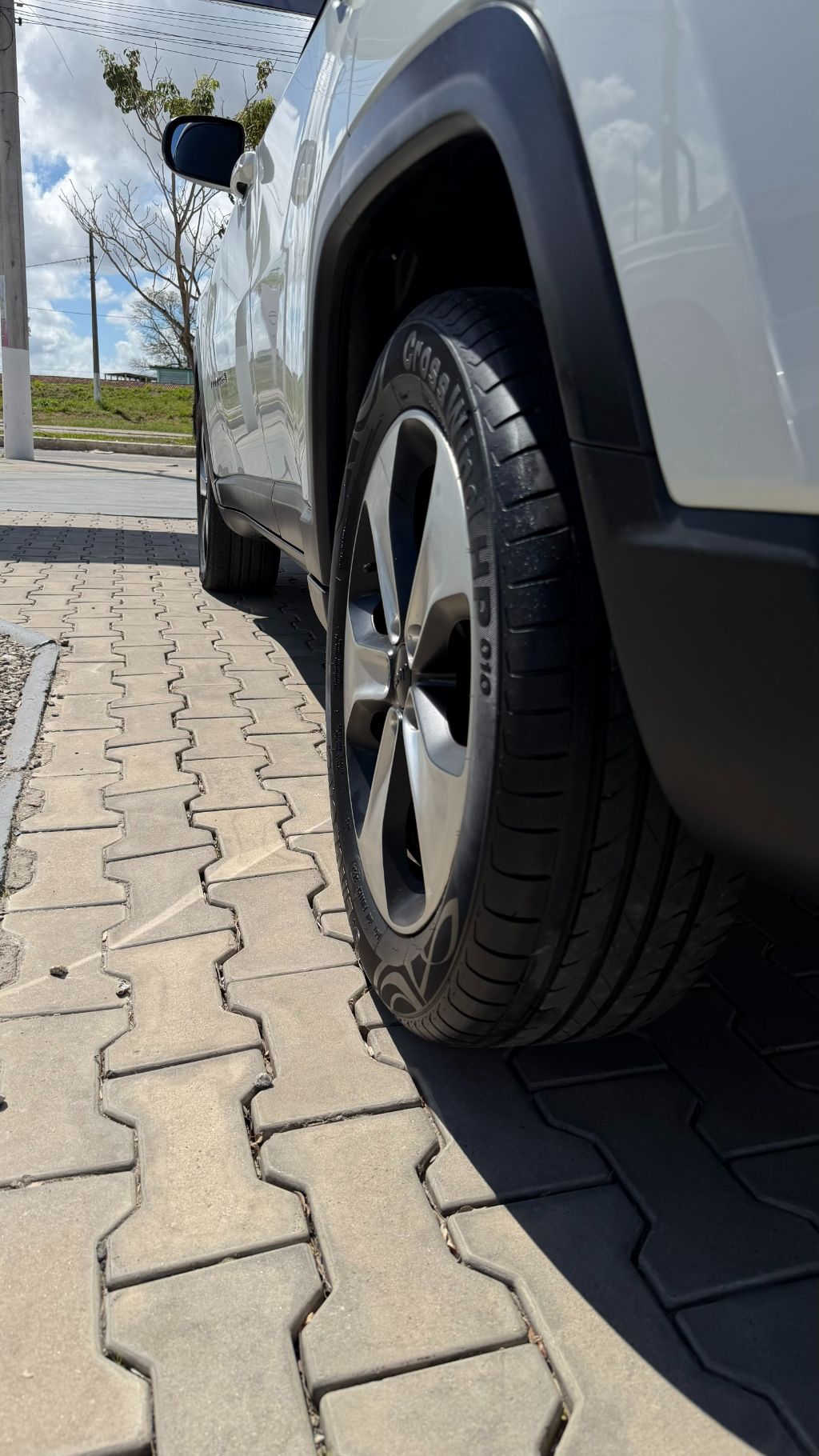 COMPASS LONGITUDE 2.0 4x2 Flex 16V Aut. — foto 16