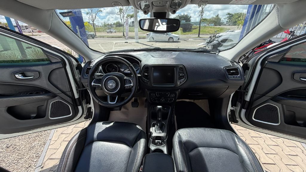 COMPASS LONGITUDE 2.0 4x2 Flex 16V Aut. — foto 8