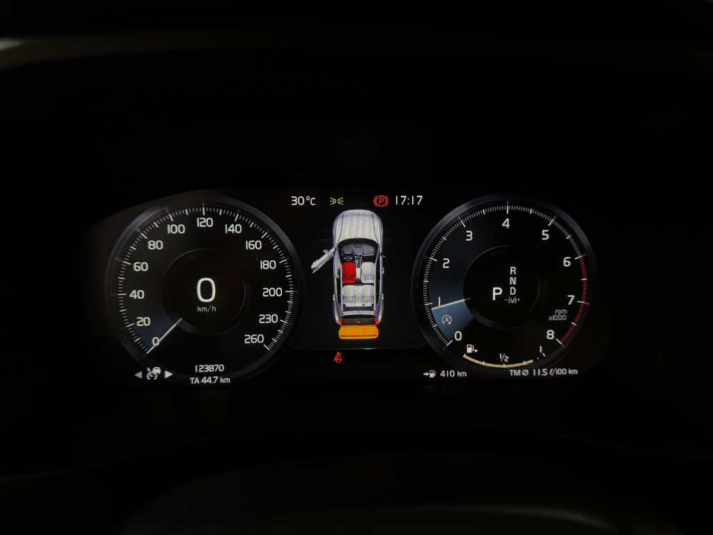 XC 40 T-5 MOMENTUM 2.0 252cv AWD — foto 12