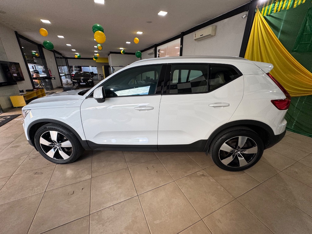 XC 40 T-5 MOMENTUM 2.0 252cv AWD — foto 4