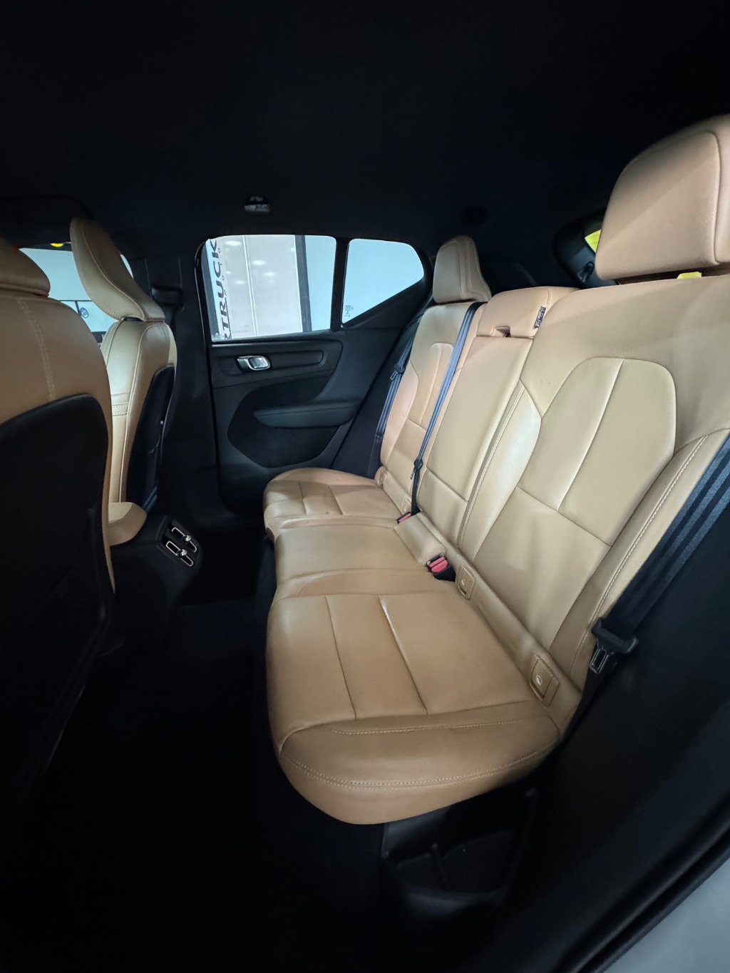 XC 40 T-5 MOMENTUM 2.0 252cv AWD — foto 11