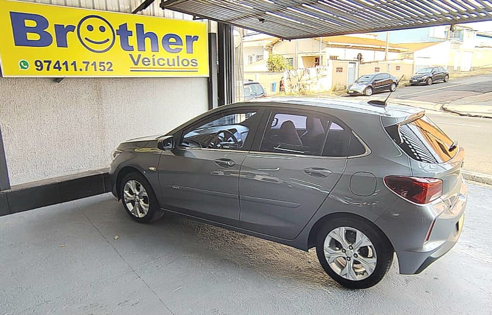 ONIX HATCH PREM. 1.0 12V TB Flex 5p Aut. — foto 4