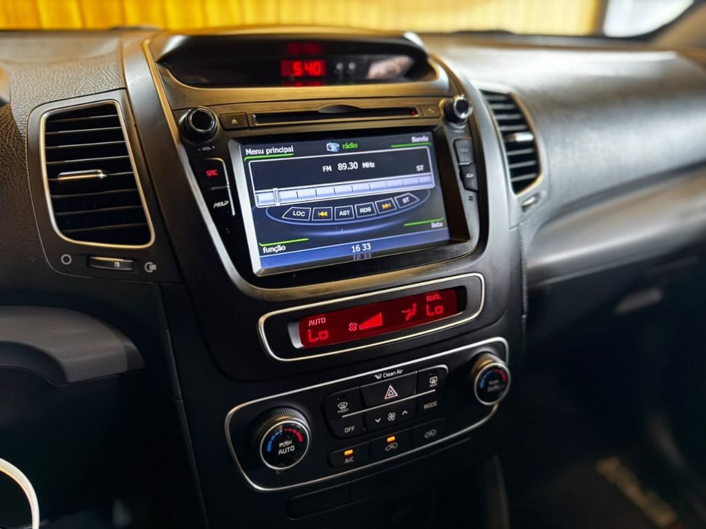 Sorento 2.4 16V 4x2 Aut. — foto 7