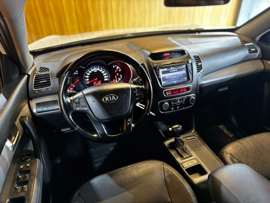 Sorento 2.4 16V 4x2 Aut. — foto 4
