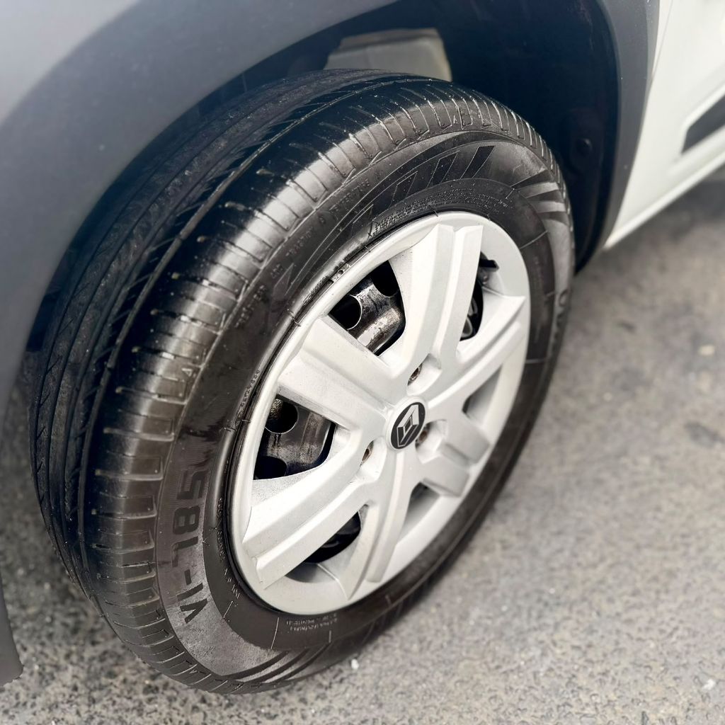 KWID Zen 1.0 Flex 12V 5p Mec. — foto 9