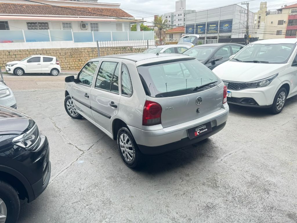 Volkswagen Gol Plus 1.0 Mi Total Flex 4P - foto 3