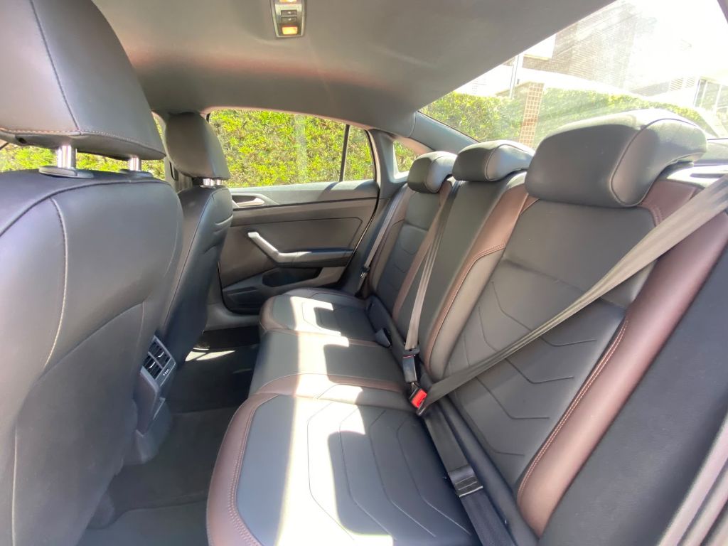 VIRTUS Highline 200 TSI 1.0 Flex 12V Aut — foto 13