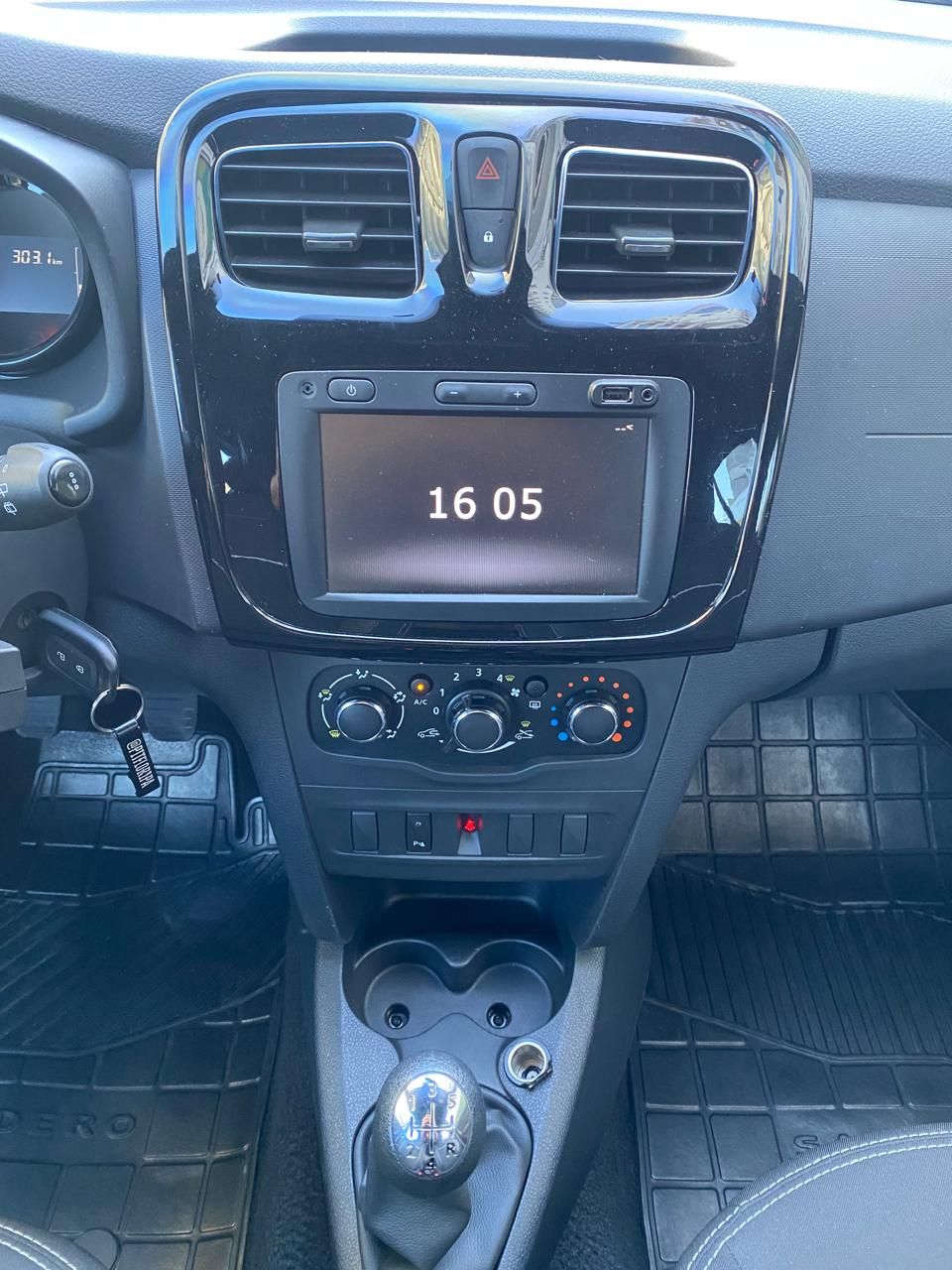 SANDERO Zen Flex 1.0 12V 5p Mec. — foto 17
