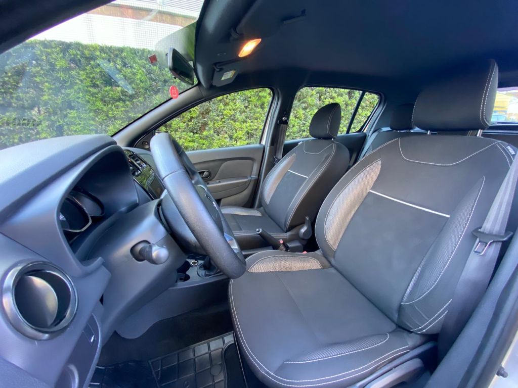 SANDERO Zen Flex 1.0 12V 5p Mec. — foto 11