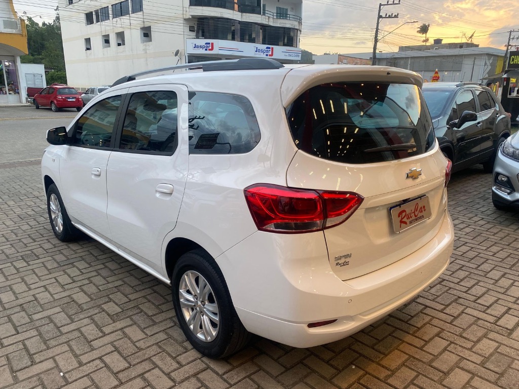 SPIN LT 1.8 8V Econo.Flex 5p Aut. — foto 4