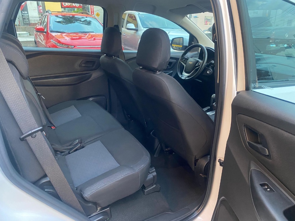 SPIN LT 1.8 8V Econo.Flex 5p Aut. — foto 10