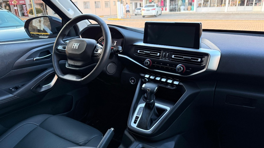 Titano Ranch 2.2 16V 4x4 TB Diesel Aut. — foto 7