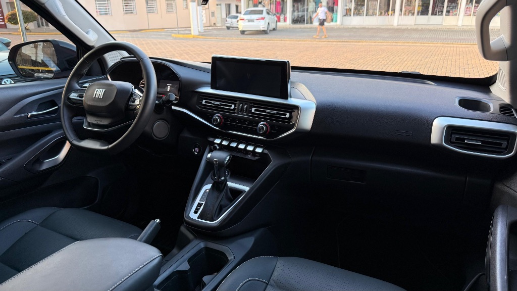 Titano Ranch 2.2 16V 4x4 TB Diesel Aut. — foto 8