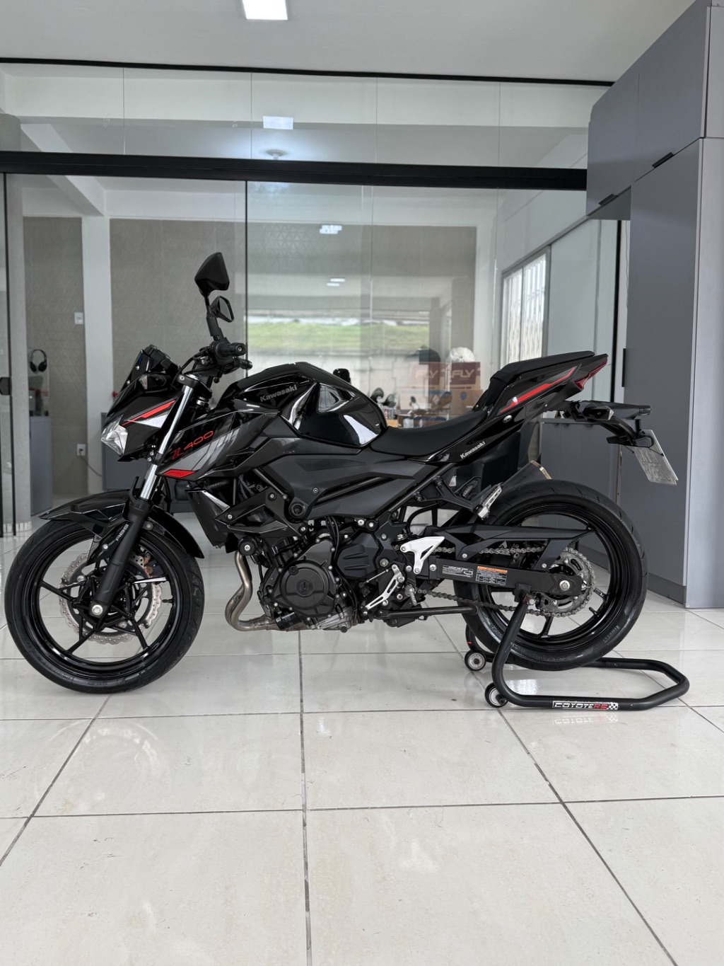 Z 400 — foto 2