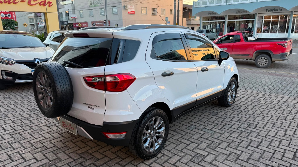 EcoSport FREESTYLE 1.6 16V Flex 5p — foto 3
