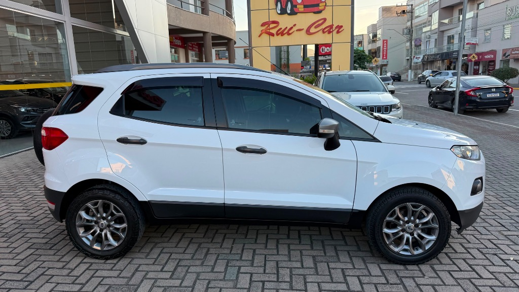 EcoSport FREESTYLE 1.6 16V Flex 5p — foto 6