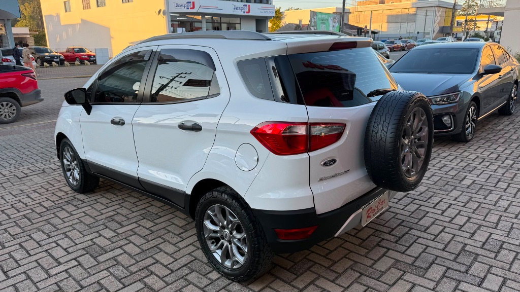 EcoSport FREESTYLE 1.6 16V Flex 5p — foto 4