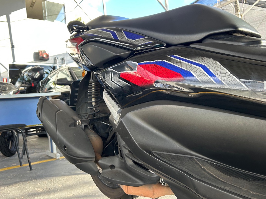 NMAX HOMEM ARANHA 160 ABS — foto 3