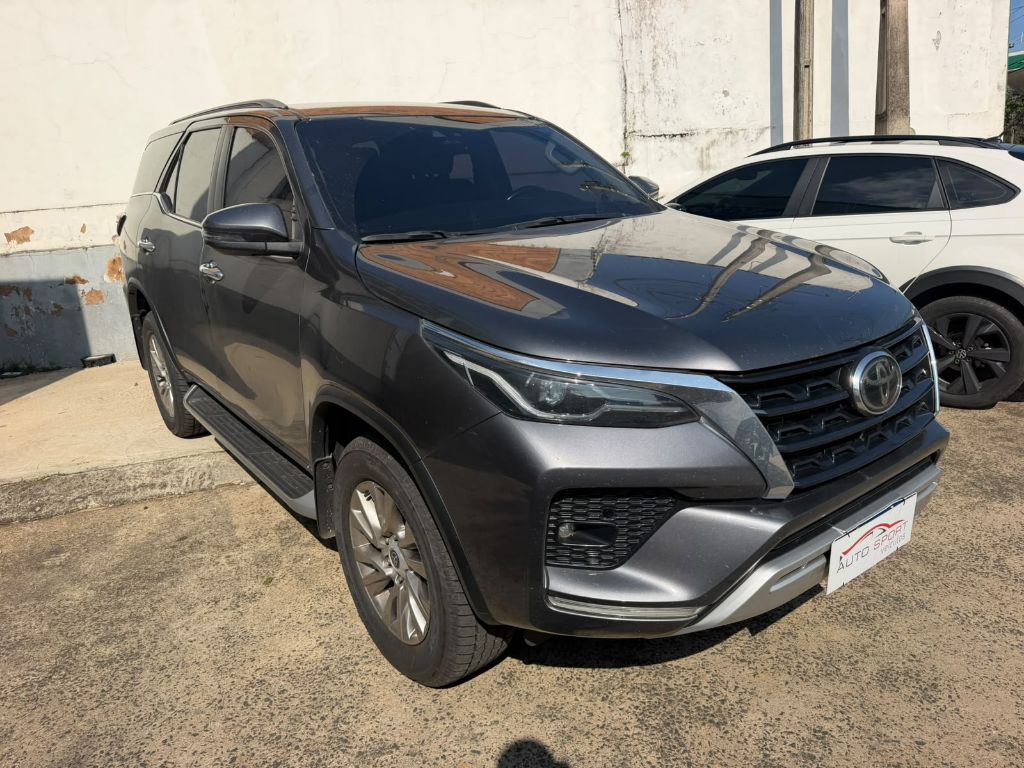 Hilux SW4 SRX 4x4 2.8 TDI 16V Dies. Aut. — foto 4
