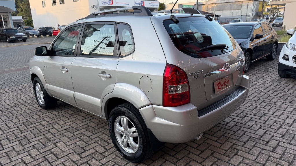 Tucson 2.7 MPFI 24V 175cv Aut. — foto 4