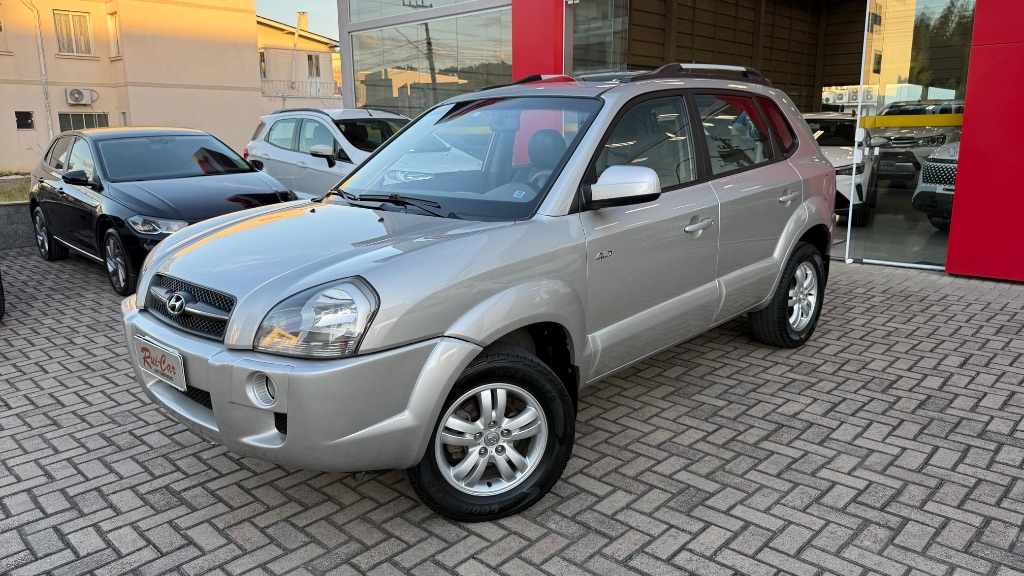 Tucson 2.7 MPFI 24V 175cv Aut. — foto 1